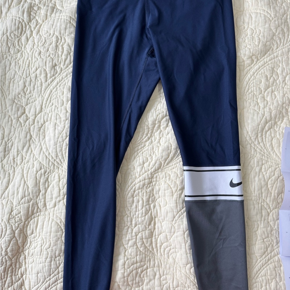 Nike Navy and Gray Leggings